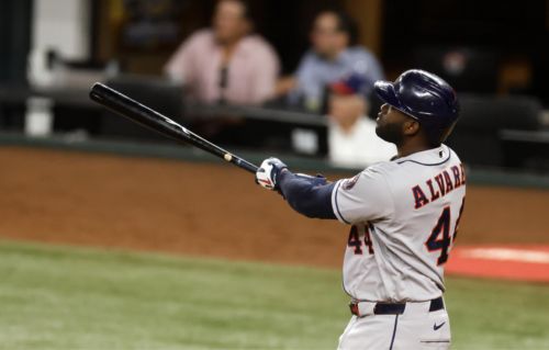 Rangers Crown King for 2 HR, 4 Runs in 8th to Slay Astros 7-3