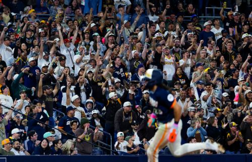 Padres Reacts Survey Results: San Diego run has not changed deadline approach for fans
