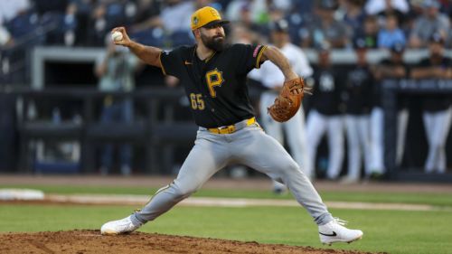 Pirates fans get clarity on why Jose Urquidy is still here after minor league injury update