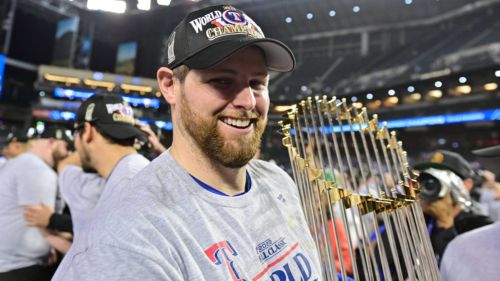 Rangers get much-needed bullpen boost as forgotten offseason signing returns from IL