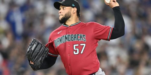 Rodriguez gives up back-to-back homers in first, then shuts down Dodgers