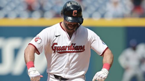 Austin Hedges’ impact was in full display in Guardians' win over Rangers