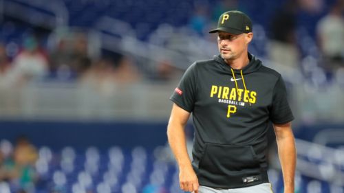 Pirates can give Don Kelly exactly what he needs with one offseason move