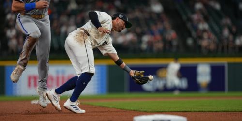 McKinstry placed on IL; Tigers call up No. 6 prospect Lee