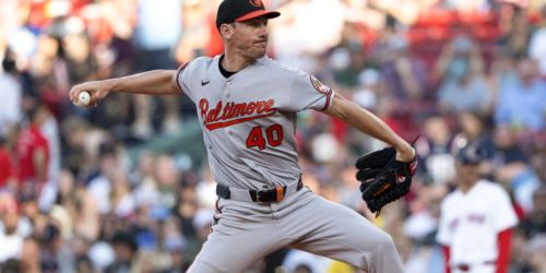 Bassitt dealing with lower back tightness following struggles vs. Red Sox
