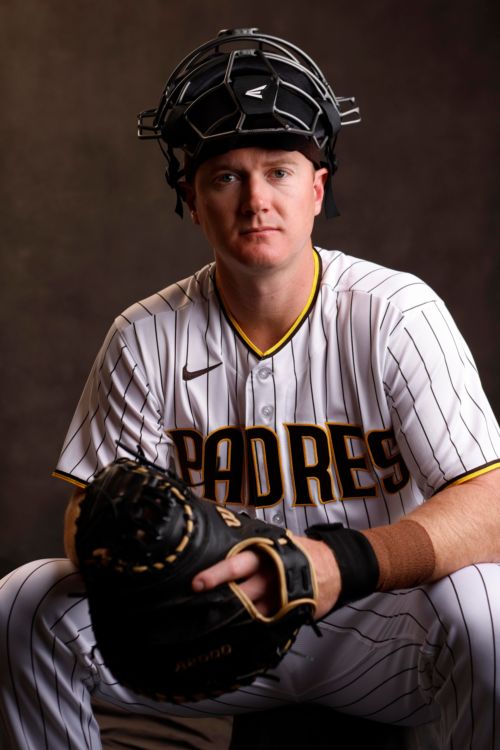 Padres add Blake Hunt; set to debut soon