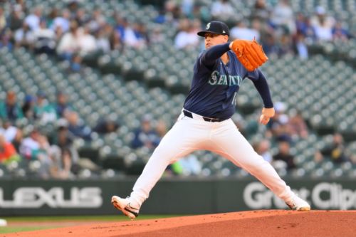 Mariners Outright Jhonathan Díaz