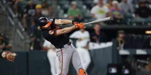 Mayo, CES come through in 10th to power O's to win