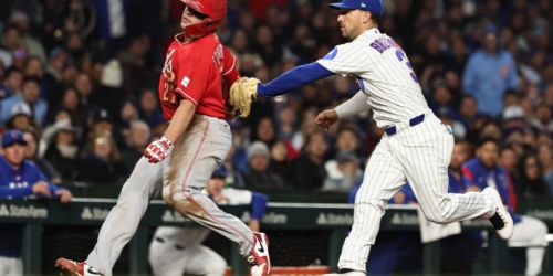 Snake-bitten Reds lose third straight walk-off heartbreaker