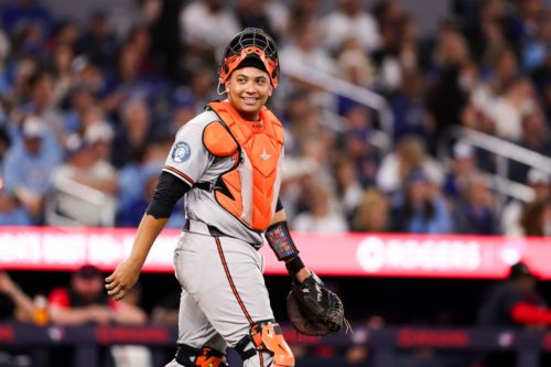 Orioles take big early lead and survive late bullpen drama to beat Jays