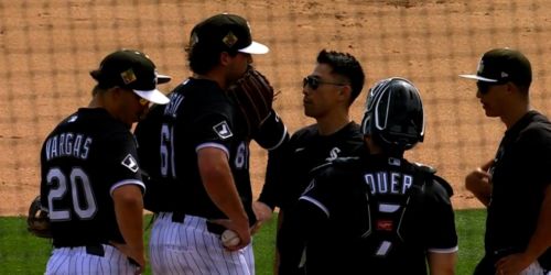 Vasil departs from start with right elbow soreness