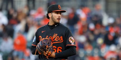 Nunez's whirlwind 72 hours ends with two scoreless innings in MLB debut