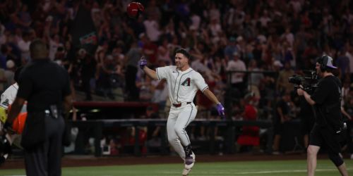 Walk-off Waldschmidt! Rookie's pinch-hit HR caps D-backs' comeback vs. Cubs