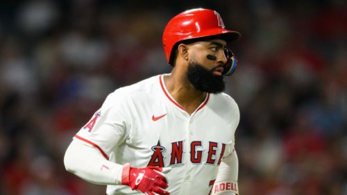 This last minute Reds trade pitch would solve absolutely nothing