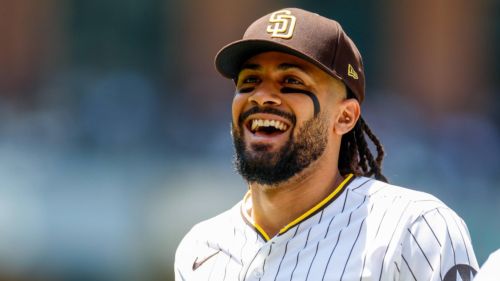 Padres fans peddling hilarious Fernando Tatis Jr. conspiracy theory with Dodgers doctor