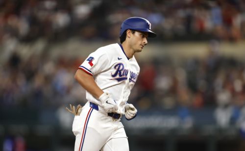 18-21 – Rangers snap Chicago’s winning streak with 6-0 victory