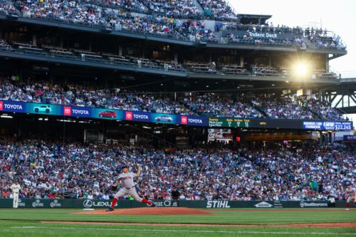 Stellar Suárez start sends Sox to 6-2 win