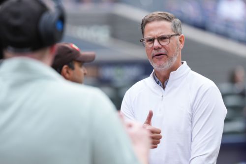 Unable to stop the bleeding, Blue Jays approaching uncomfortable trade deadline decisions