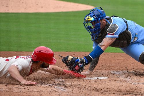 Royals drop sixth in a row to Cardinals, 4-2
