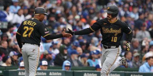 Pirates wait out dominant Imanaga to defeat Cubs in series opener