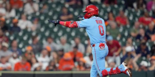 Welcome home, Winn: Cards' shortstop embraces Southern comfort in Houston