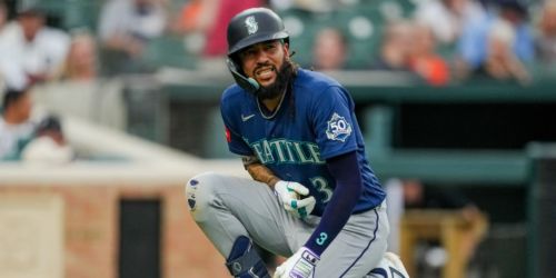 Mariners place Crawford on 10-day IL; Emerson day to day with back tightness