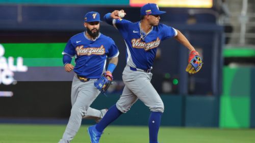 Rockies add World Baseball Classic champions back to their roster