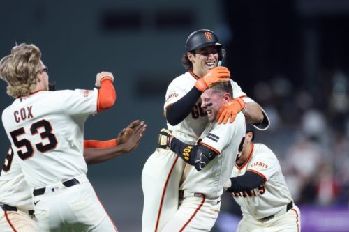 Giants work late for Labor Day win