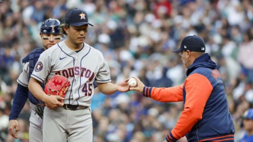 Astros' pitching injury nightmare makes Mariners flipping script feel more permanent