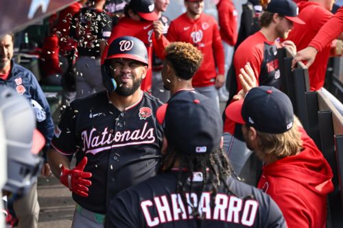 Washington Nationals bash six home runs in a blow out win to get over .500