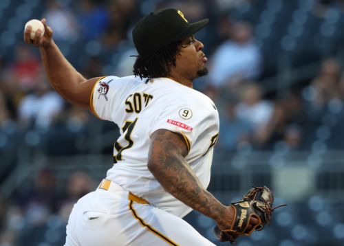Pirates 10, Twins 9: Everything Bagel