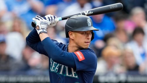 Rob Refsnyder is already redeeming Jerry Dipoto's controversial Mariners trade take