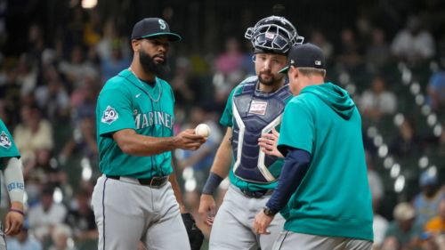 Updated AL West and wild card standings before Mariners welcome Cubs, Phillies