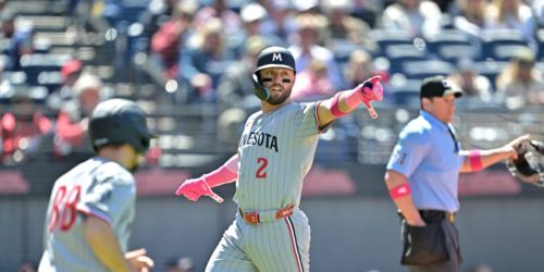 Bottom of lineup carries Twins' offense to back bullpen game