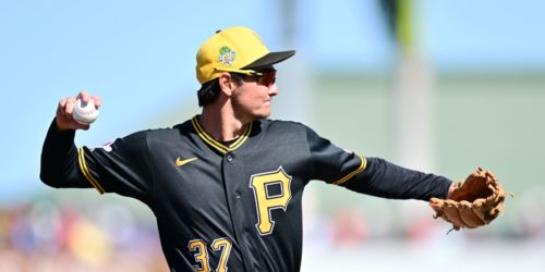 A's deal for infielder Williams to add depth at shortstop