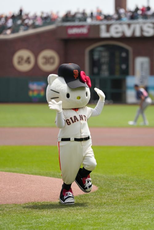Braves at Giants chat and discussion: Reynaldo Lopez and Hurston Waldrep vs. Trevor McDonald