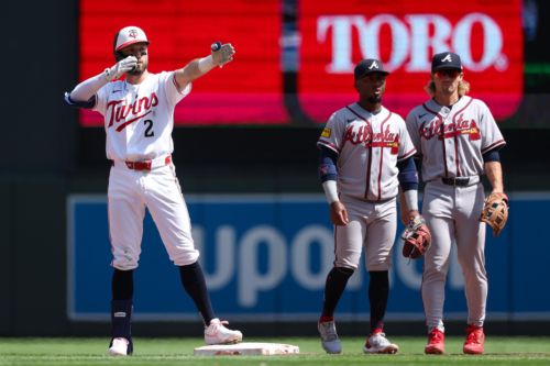 Twins 6, Braves 4: In-Clemens weather