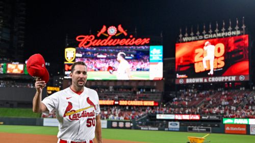 Cardinals' Adam Wainwright's 200 career wins is his ticket to the Hall of Fame