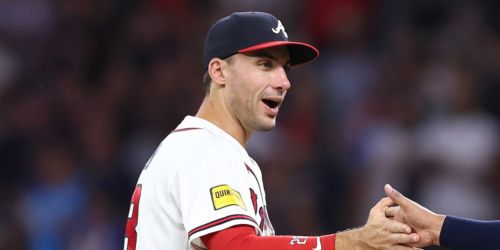Olson surpasses Musial for 8th place on all-time consecutive games list