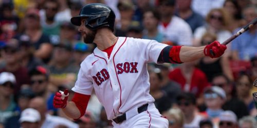 'It's been a minute': Sox tripped up late in first series loss since July 1