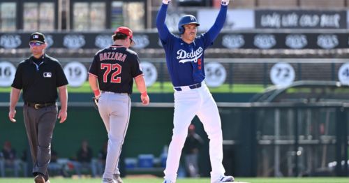 Dodgers Dugout: Looking at the NL West first and second basemen