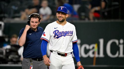 Nathan Eovaldi proves 'Big Game Nate' nickname is no joke as Rangers pull even with Astros in AL West chase