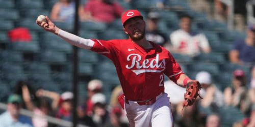 Rays newcomer Lux feeling right at home at second base