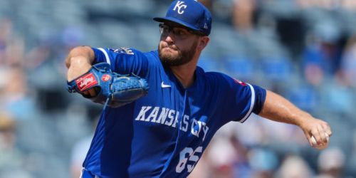 Cameron's stingy stretch continues, but Royals' comeback falls short