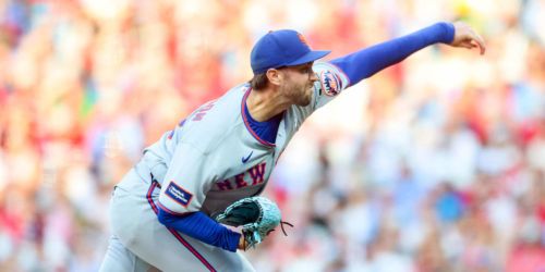 Cubs to acquire lefty Peterson from Mets (source)