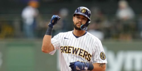 Guardians deal Naylor to Brewers for Perkins, Yoho