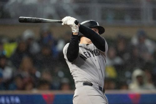 Yankees clinch playoff berth as Aaron Judge homers in win at Minnesota