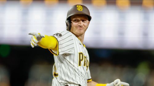 Padres' last bench spot is turning into a defense vs. versatility standoff