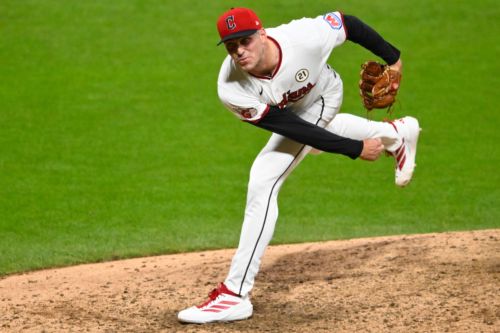 Guardians News: Vogt manages like he needs W; Smith and Rocchio deliver