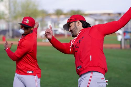 Reds walk off Royals for first win of Cactus League campaign